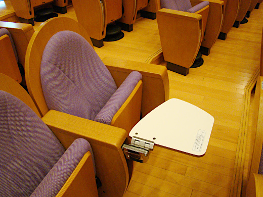 Memo tables on the seats